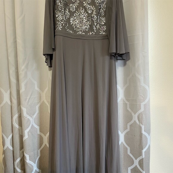 R&M Richards Pants - R&10 Richards Jumpsuit Womens Size 10 Gray Sequin Bodice Cape Wide-Leg